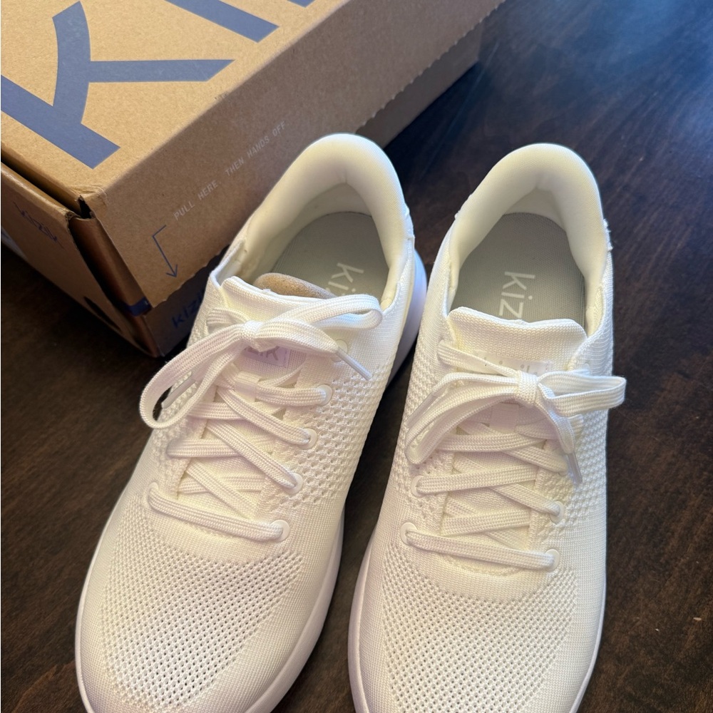 Kizik Lima White Athletic Shoes - Picture 5 of 5